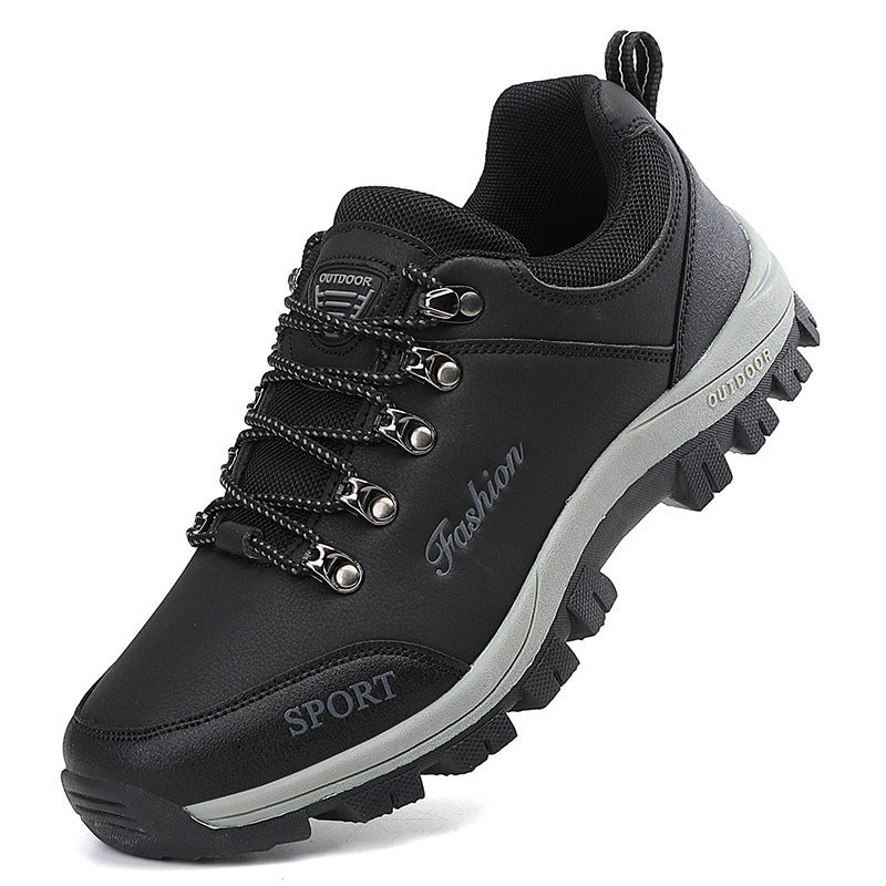 Men's sturdy trekking shoes with metal eyelets, reinforced toe cap, and durable outdoor outsole Mune Fashion