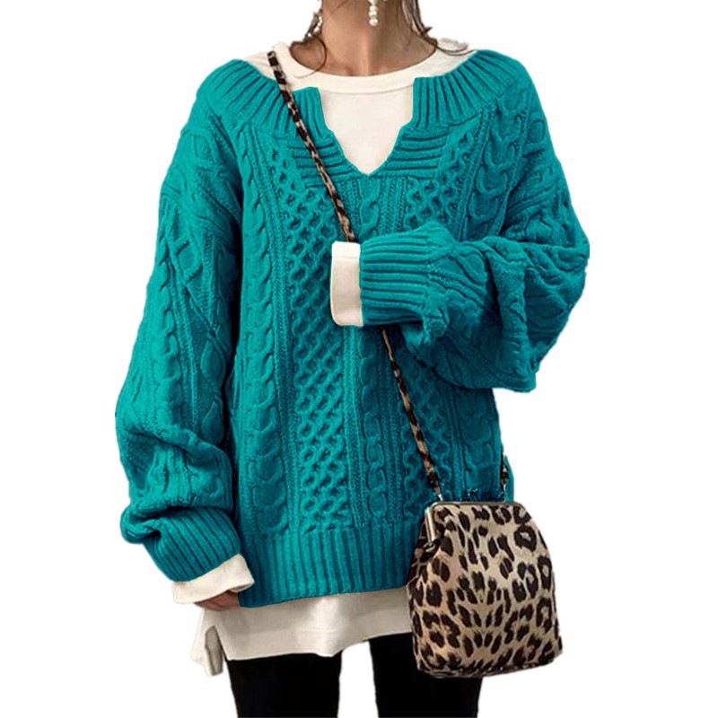 Women's oversized knitted sweater with cable pattern and V-neck Mune Fashion