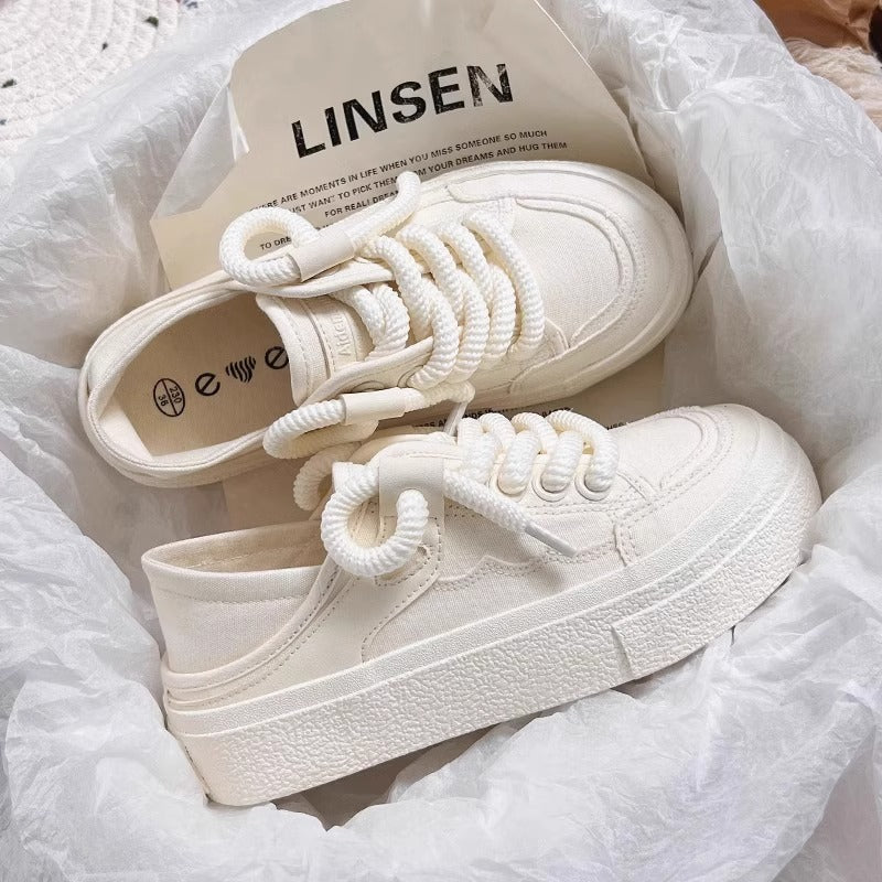 Women's sneakers with thick profile and innovative lacing details Mune Fashion