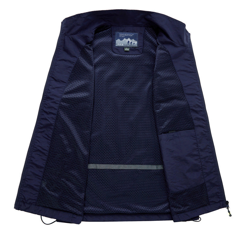 Men's light wind and water-repellent utility vest with stand-up collar, mesh lining & adjustable hem Mune Fashion