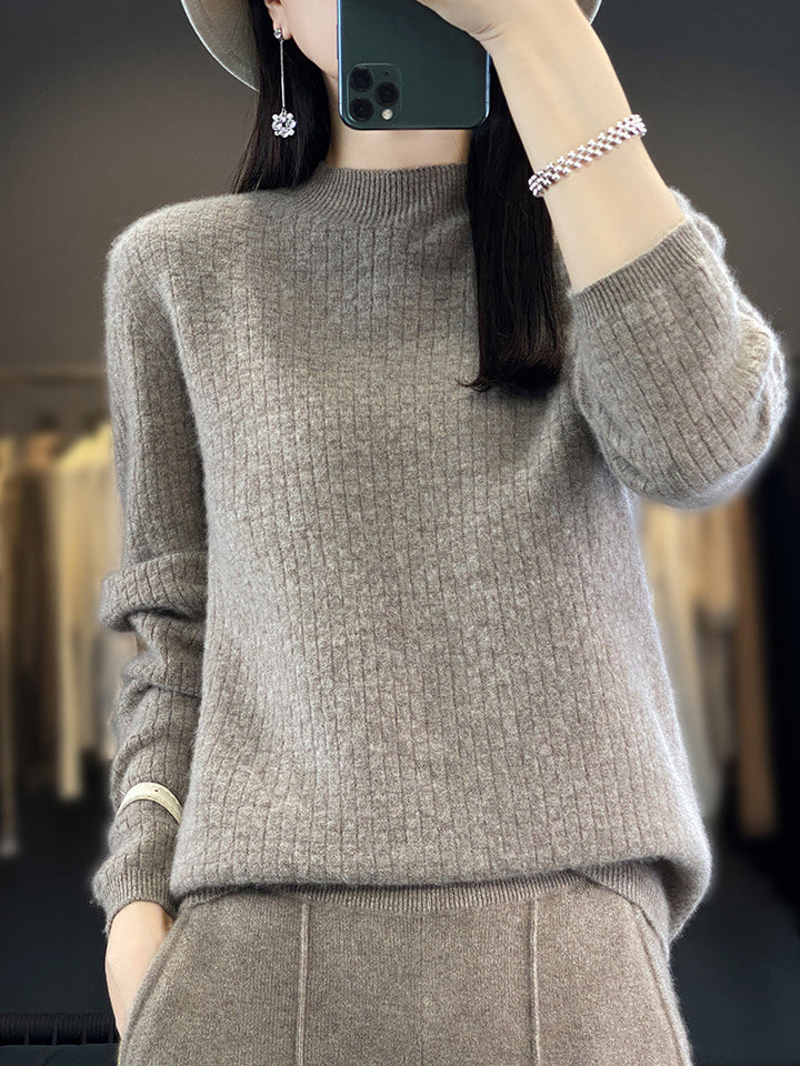 Women's Soft Boxy Mock Neck Sweater in Mohair Look with Fine Box Rib Structure Mune Fashion