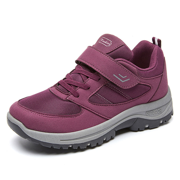 Men's robust outdoor sneakers with Velcro closure, breathable knitted upper and profiled non-slip sole Mune Fashion