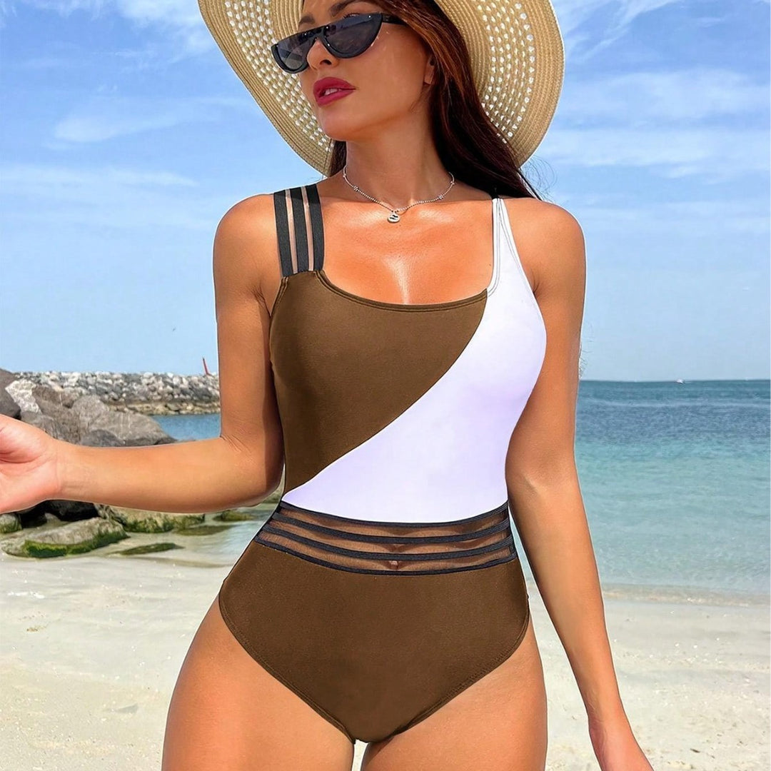 Ladies sporty one-piece swimsuit with innovative cut Mune Fashion