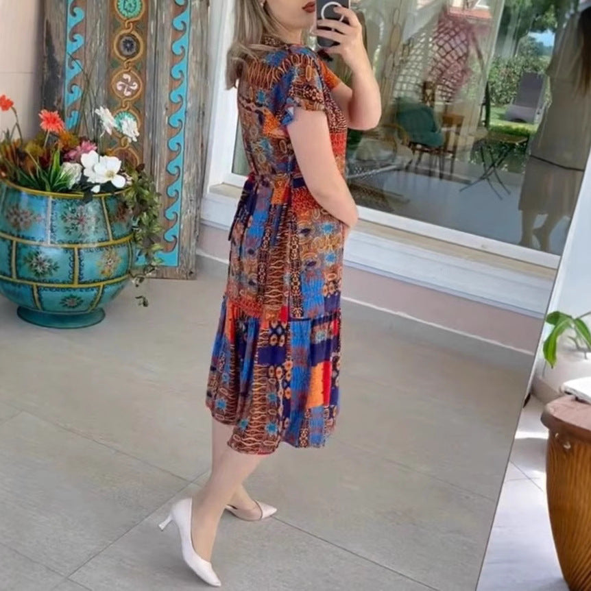Women’s layered midi dress with V-neck, short sleeves, and patchwork look Mune Fashion