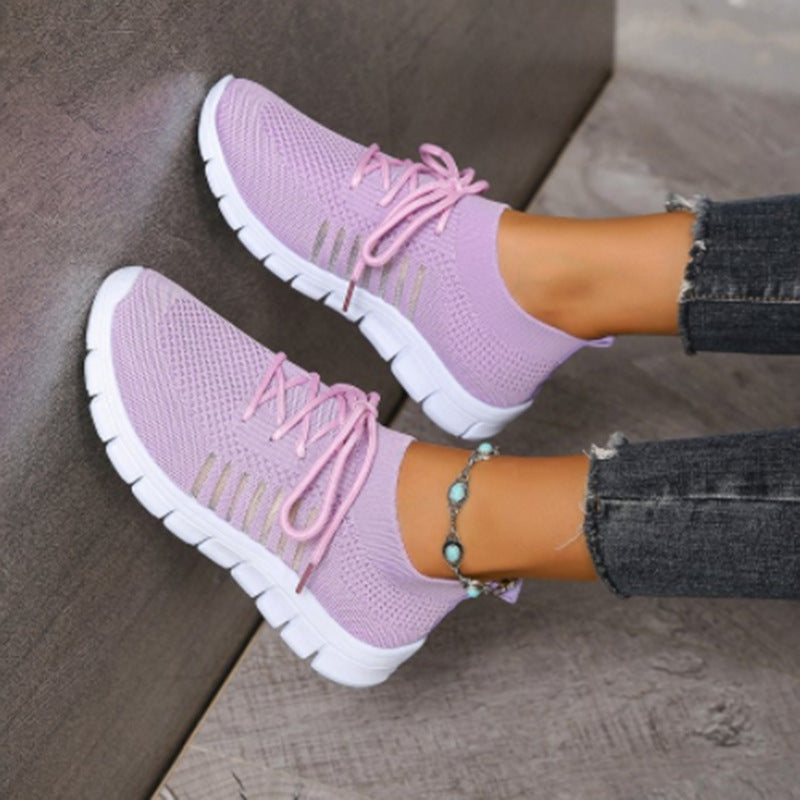 Women's knitted sock sneakers with elastic shaft, decorative lacing, and flexible tread sole Mune Fashion
