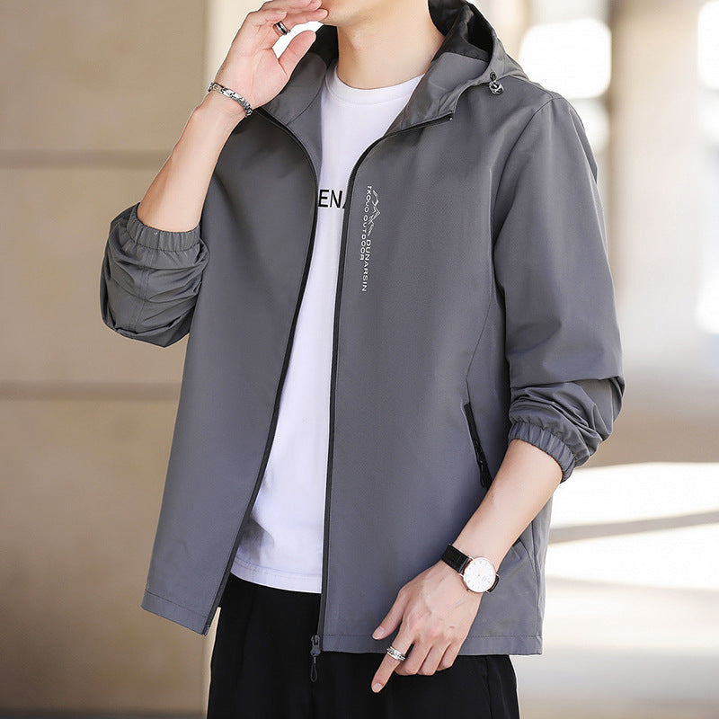 Men's lightweight water-repellent hooded jacket in urban minimal style with zipper Mune Fashion