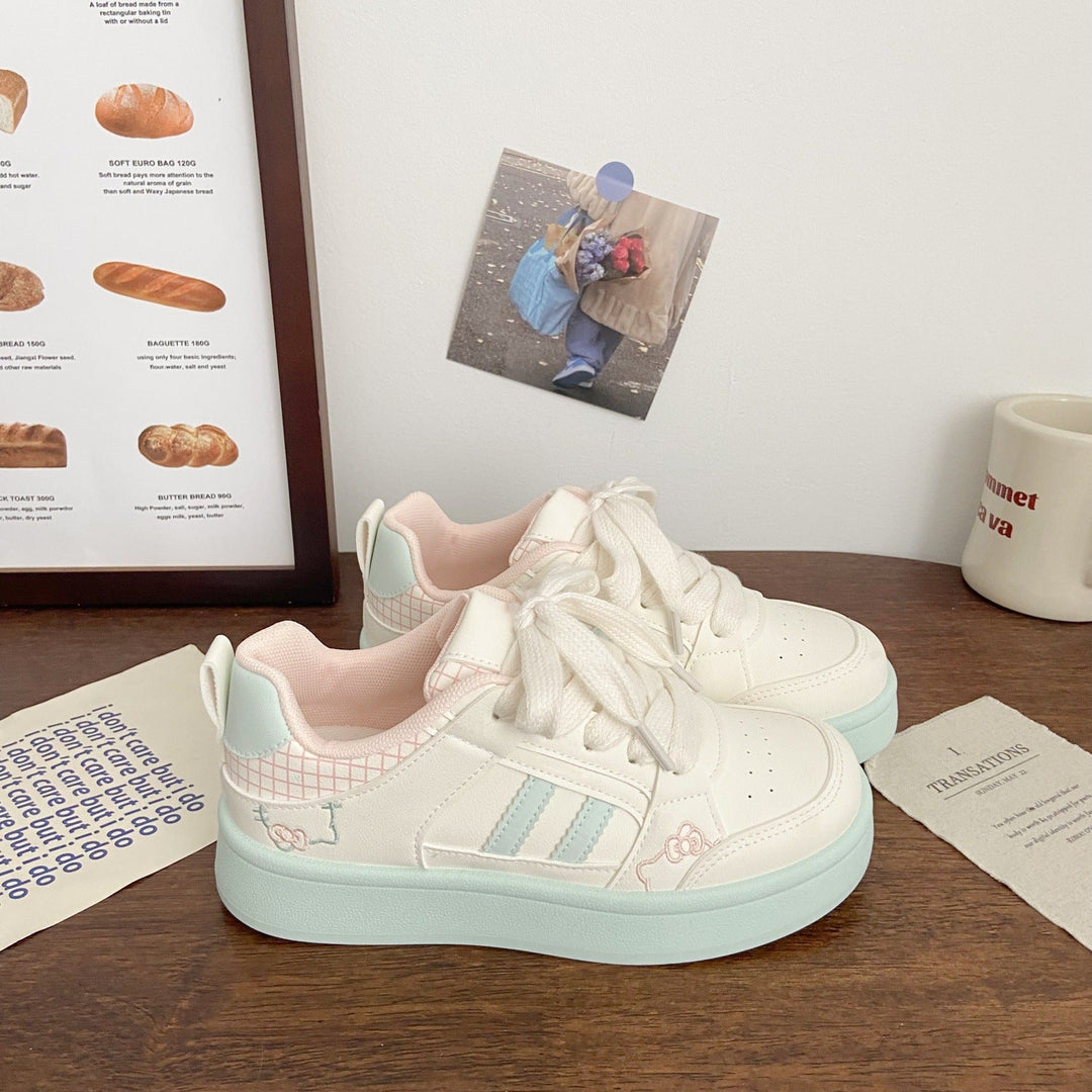 Women's Stylish Sneakers with Playful Accents and Slip-Resistant Sole Mune Fashion