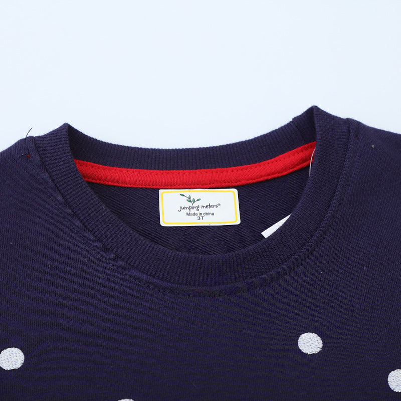 Boys sweatshirt with cheerful tractor and Christmas motif Mune Fashion