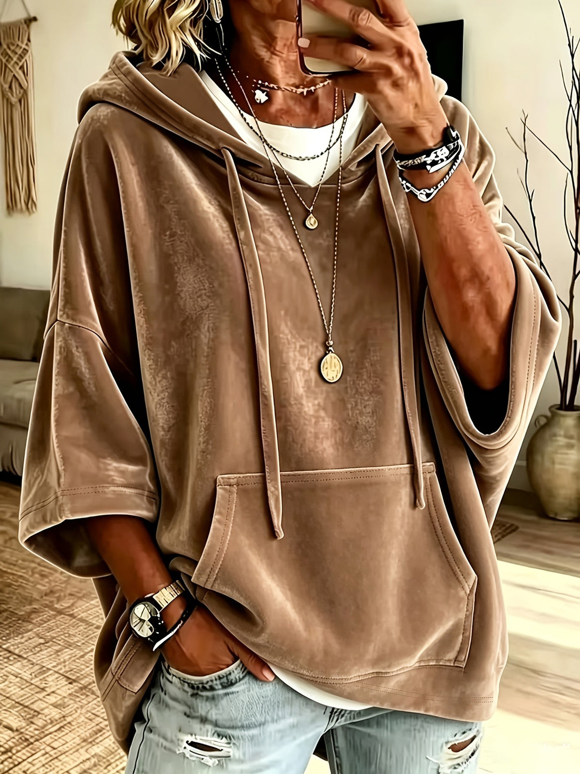 Women Oversize Velvet Hoodie with Three-Quarter Sleeves and Kangaroo Pocket Mune Fashion