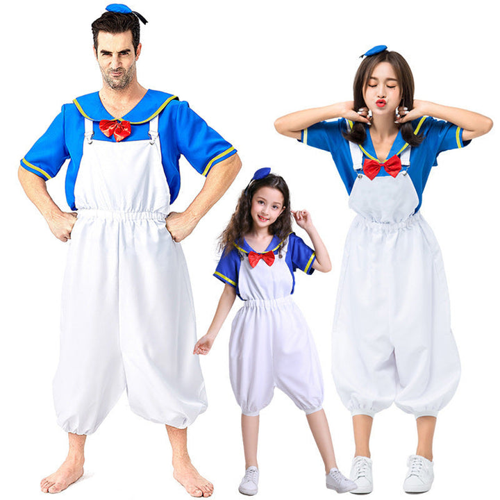 Girl's sailor suit with shimmering collar and playful waistband Mune Fashion