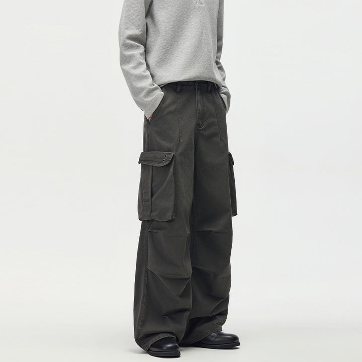 Men's baggy cargo pants with extra wide legs, deep crotch and large flap pockets Mune Fashion