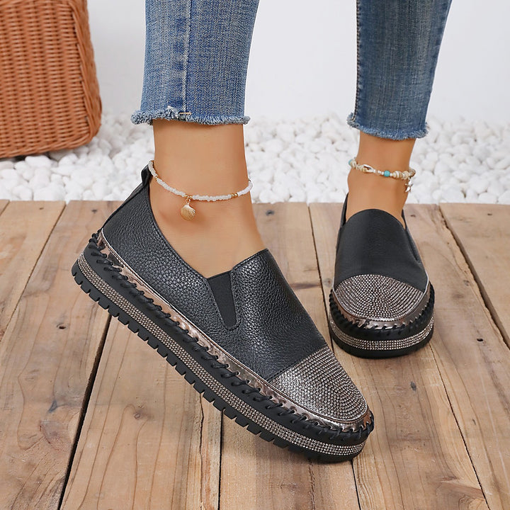 Women's Slip-On Platform Slippers with Rhinestone Trim, Elastic Entry and Profiled Rubber Sole Mune Fashion