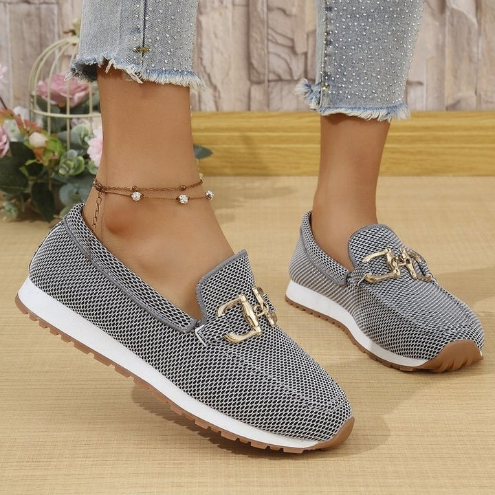Ladies Breathable Mesh Slippers with Decorative Metal Buckle Mune Fashion