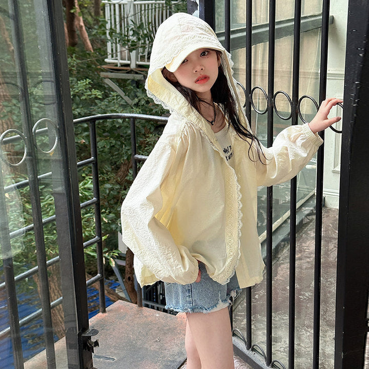Women's light hoodie jacket with lace trim and loose fit Mune Fashion