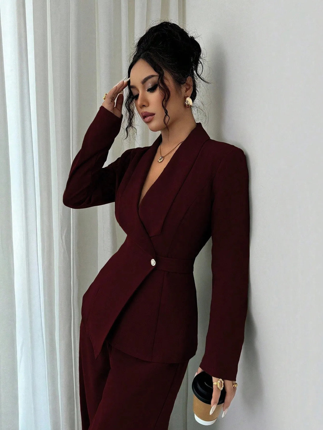 Women's tailored business blazer with shawl collar, belt waist and single-button closure Mune Fashion