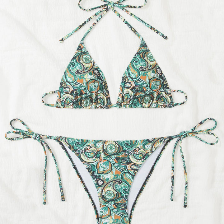 Women Playful Triangle Bikini with Band Details Mune Fashion