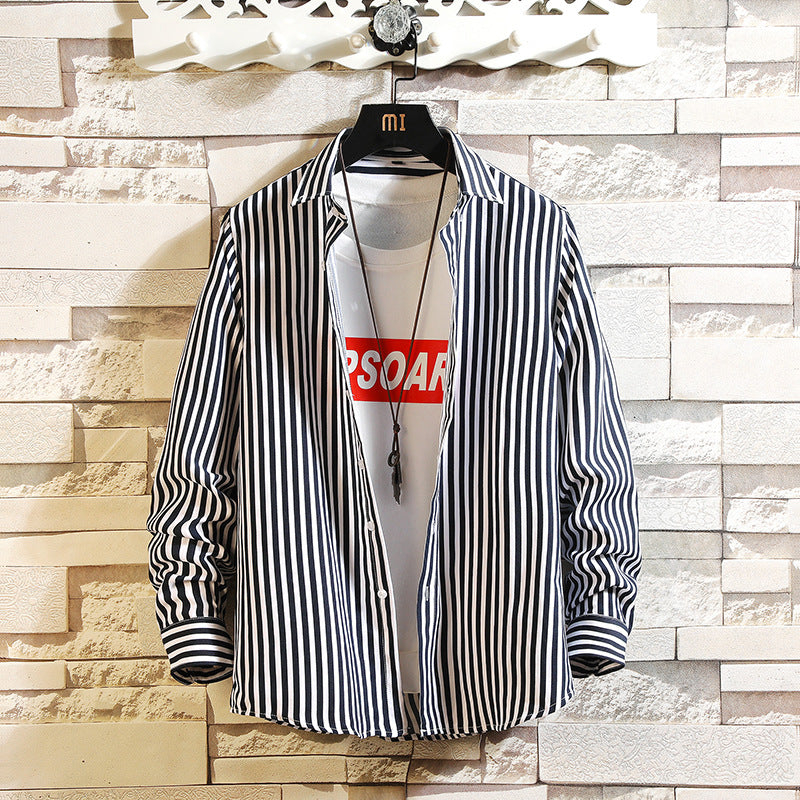 Men's nan legeres striped shirt with regular fit and kent collar Mune Fashion