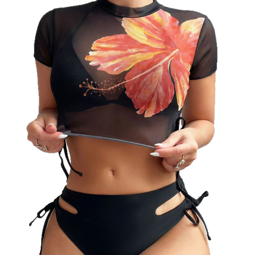 Women's bikini set with asymmetrical top and floral design Mune Fashion