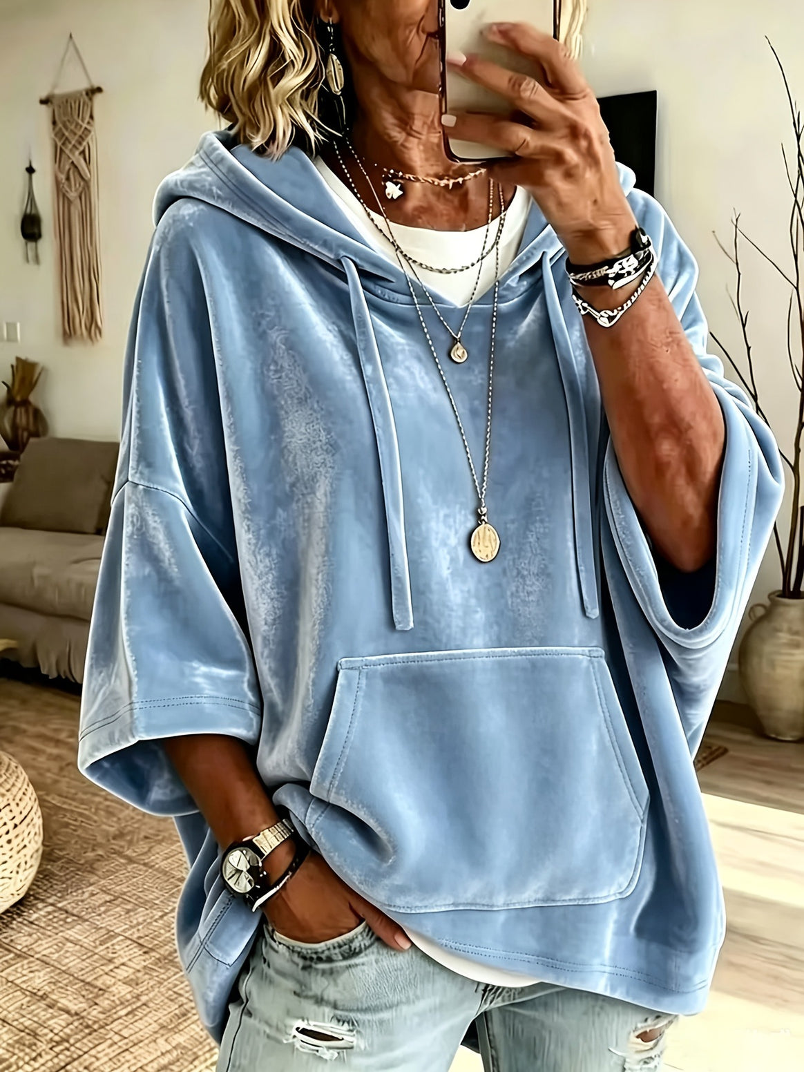 Women Oversize Velvet Hoodie with Three-Quarter Sleeves and Kangaroo Pocket Mune Fashion