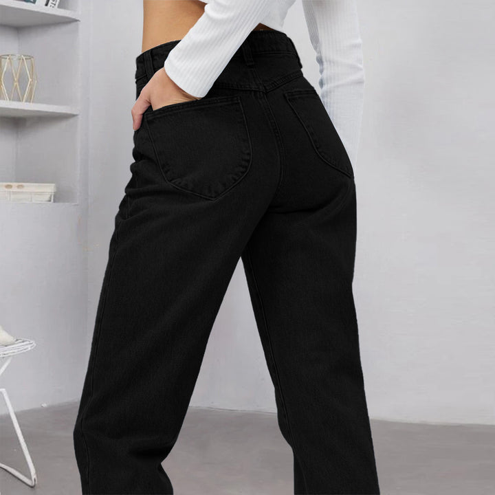 Women high-waisted straight-cut jeans made of rigid denim with raw hem Mune Fashion