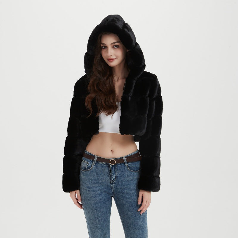 Women's Cropped Faux Fur Jacket with Quilted Panel Design and Hood Mune Fashion