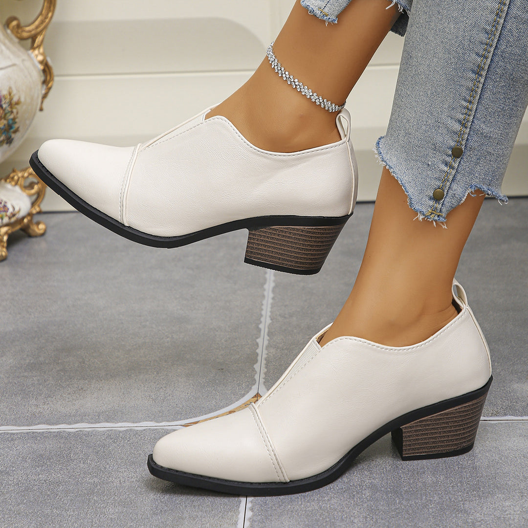 Women Short Shaft Ankle Boots with Low Block Heel and Pointed Toe Mune Fashion