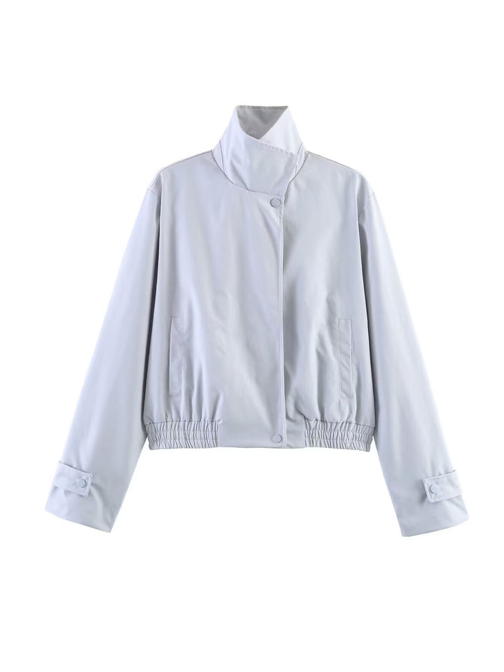 Ladies short jacket with high stand-up collar, elastic waistband and concealed snap button placket Mune Fashion