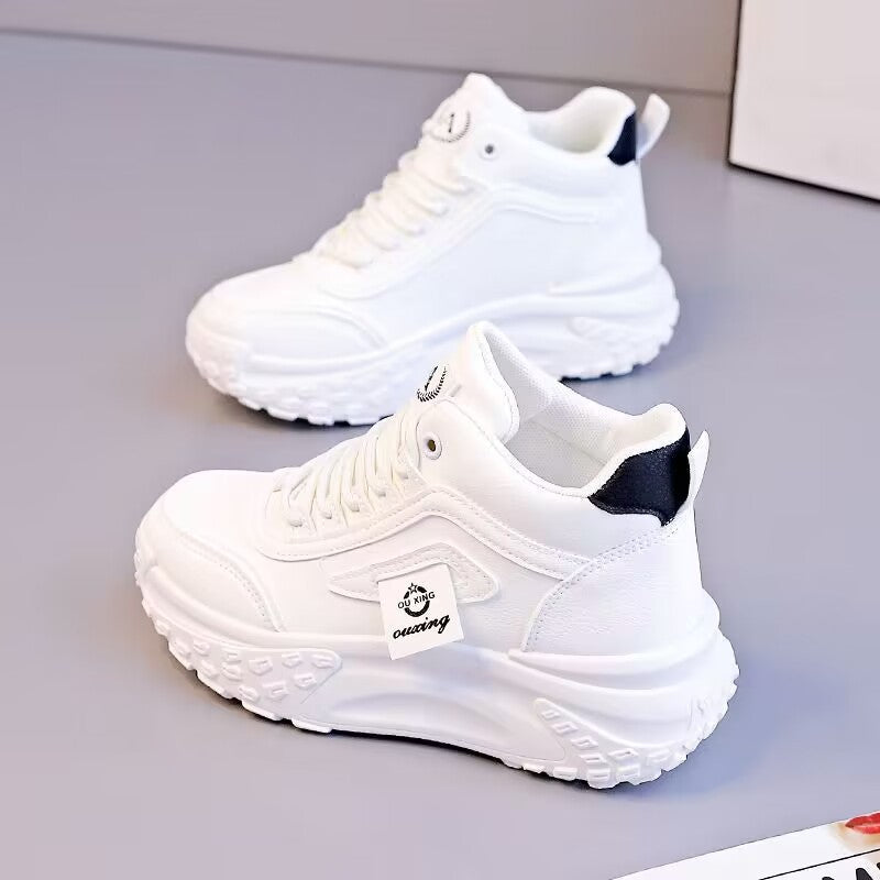 Women’s sporty high-top sneakers with cushioning sole and robust profiling Mune Fashion