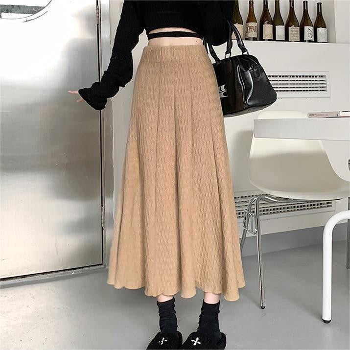 Women Long Skirt with Structured Design Mune Fashion