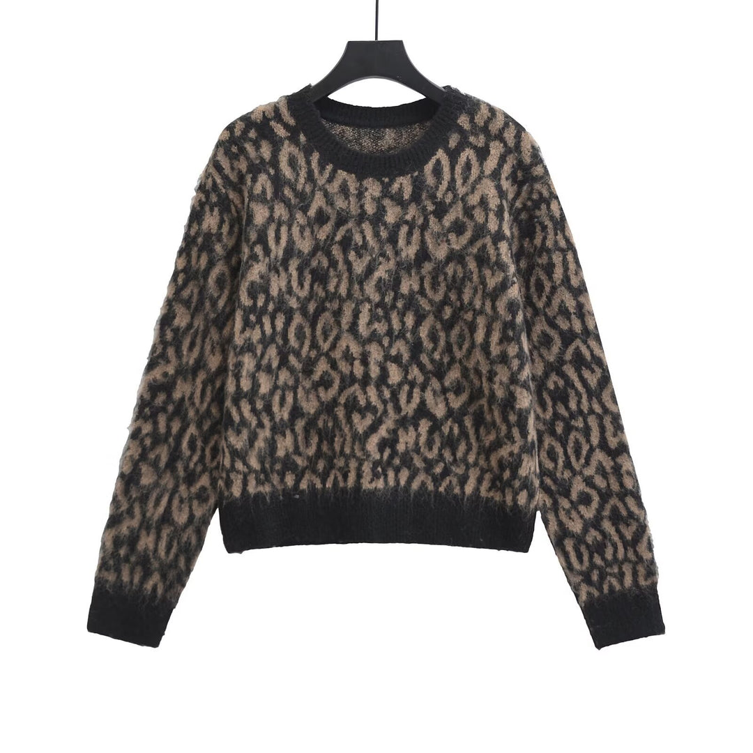 Women's chunky knit pullover with leopard jacquard, soft fleece and round neck Mune Fashion