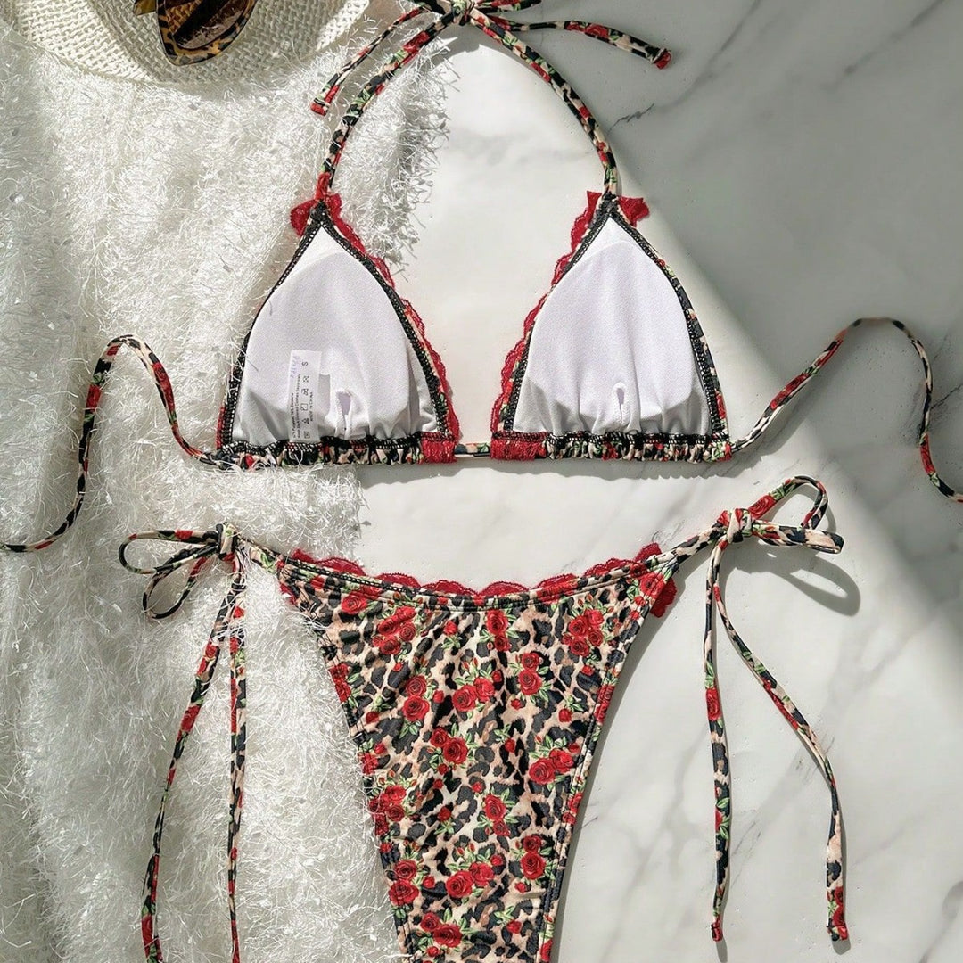 Women Lace Trimmed Triangle Bikini Mune Fashion