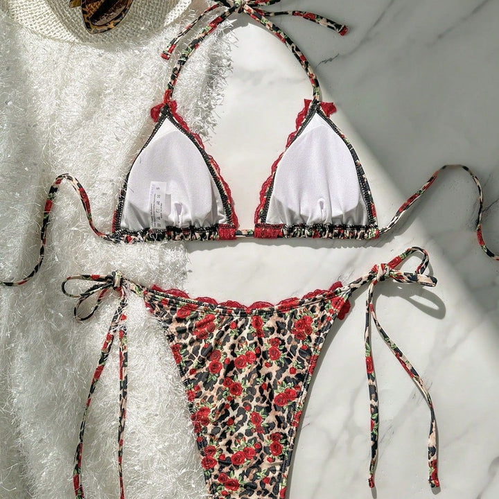 Women Lace Trimmed Triangle Bikini Mune Fashion