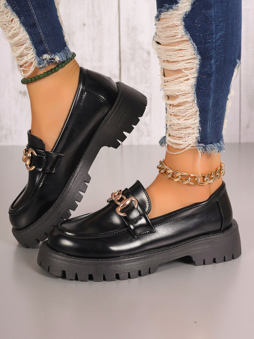 Women Chunky Platform Loafer with Metal Chain Detail and Profiled Rubber Sole Mune Fashion
