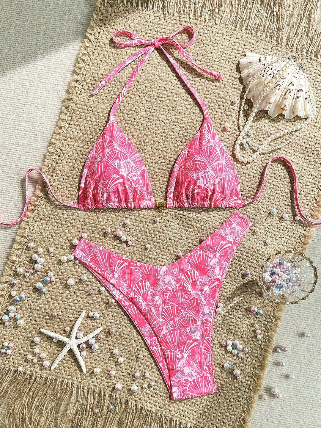 Women Triangle Bikini with Floral Patterns Mune Fashion