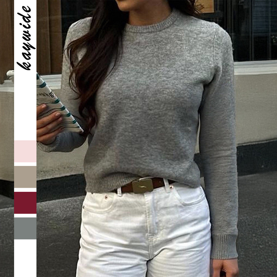 Women short cut fine knit sweater with wide boat neckline and ribbed cuffs Mune Fashion