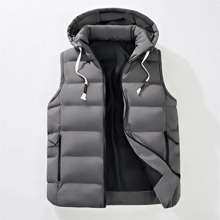 Men's quilted hooded vest with windproof outer layer and concealed zipper pockets Mune Fashion