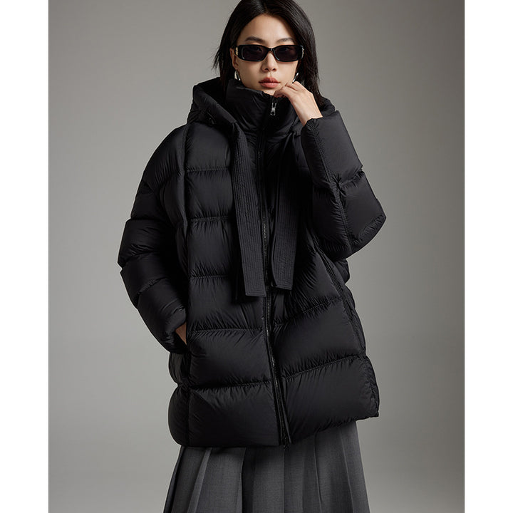Ladies quilted warming down jacket with hood and loose silhouette Mune Fashion