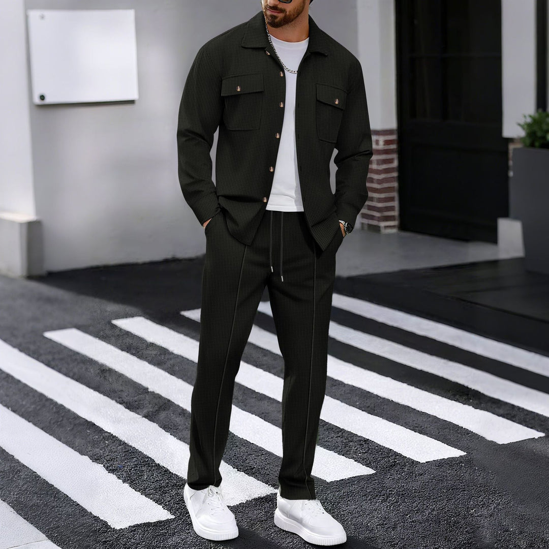 Men's Leisure Suit with Modern Check Pattern Mune