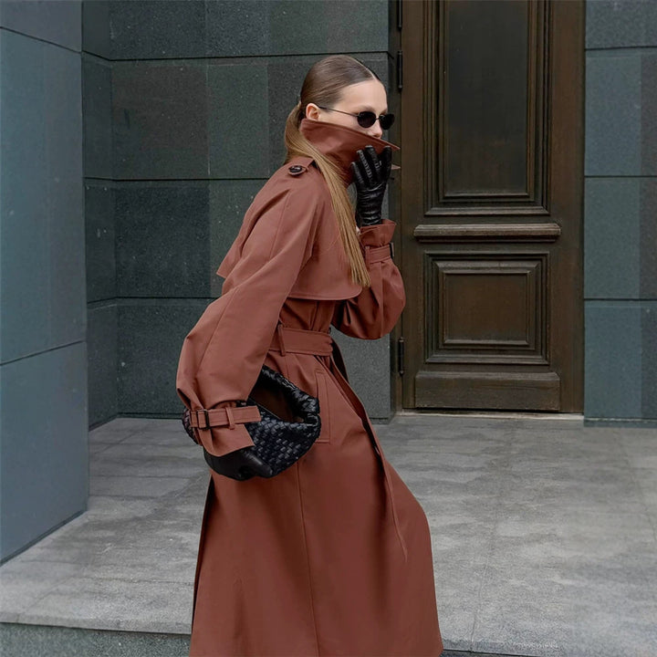 Women long cut water-repellent trench coat with high stand-up collar and waist belt Mune Fashion