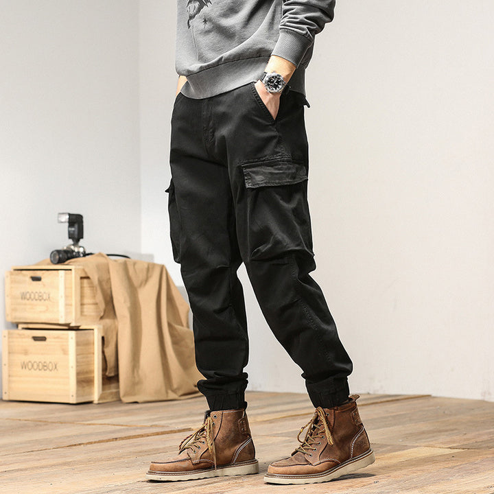 Men's military-inspired relaxed cargo joggers made of ripstop cotton with flap pockets Mune Fashion