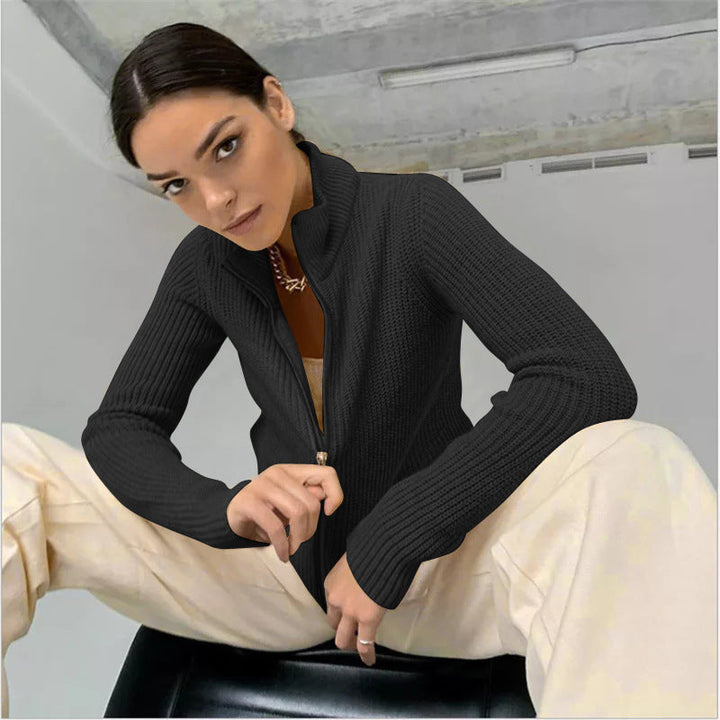 Women's Cardigan with High Collar and Innovative Zipper Mune