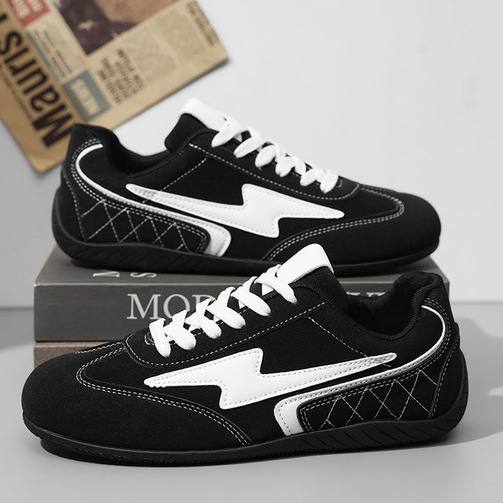 Women's lightweight retro skate sneakers with quilted sidewall, padded ankle collar, and non-slip rubber outsole Mune Fashion