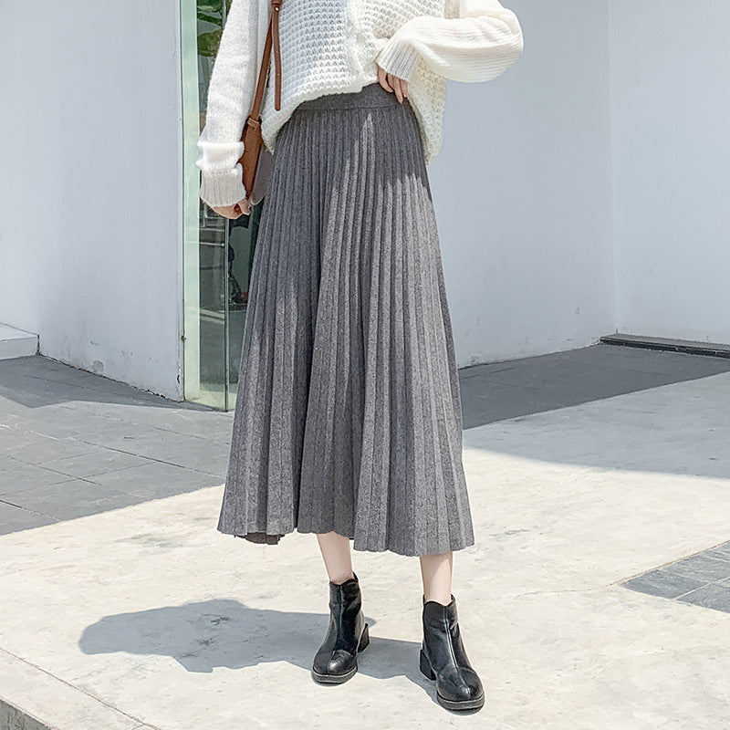Women Pleated Maxi Skirt made of soft knit Mune Fashion
