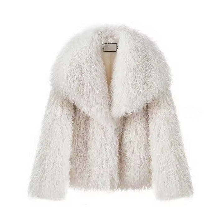 Women's short jacket made of long-pile faux fur with extra wide shawl collar Mune Fashion