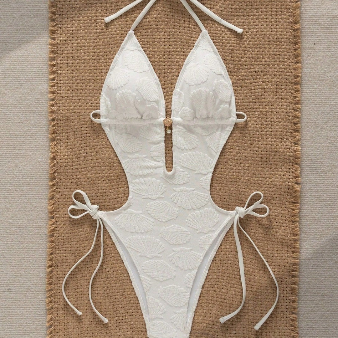 Women's Cut-Out Swimsuit with Charming Shell Details Mune Fashion