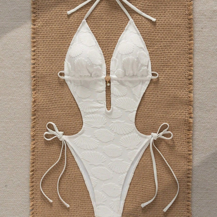 Women's Cut-Out Swimsuit with Charming Shell Details Mune Fashion
