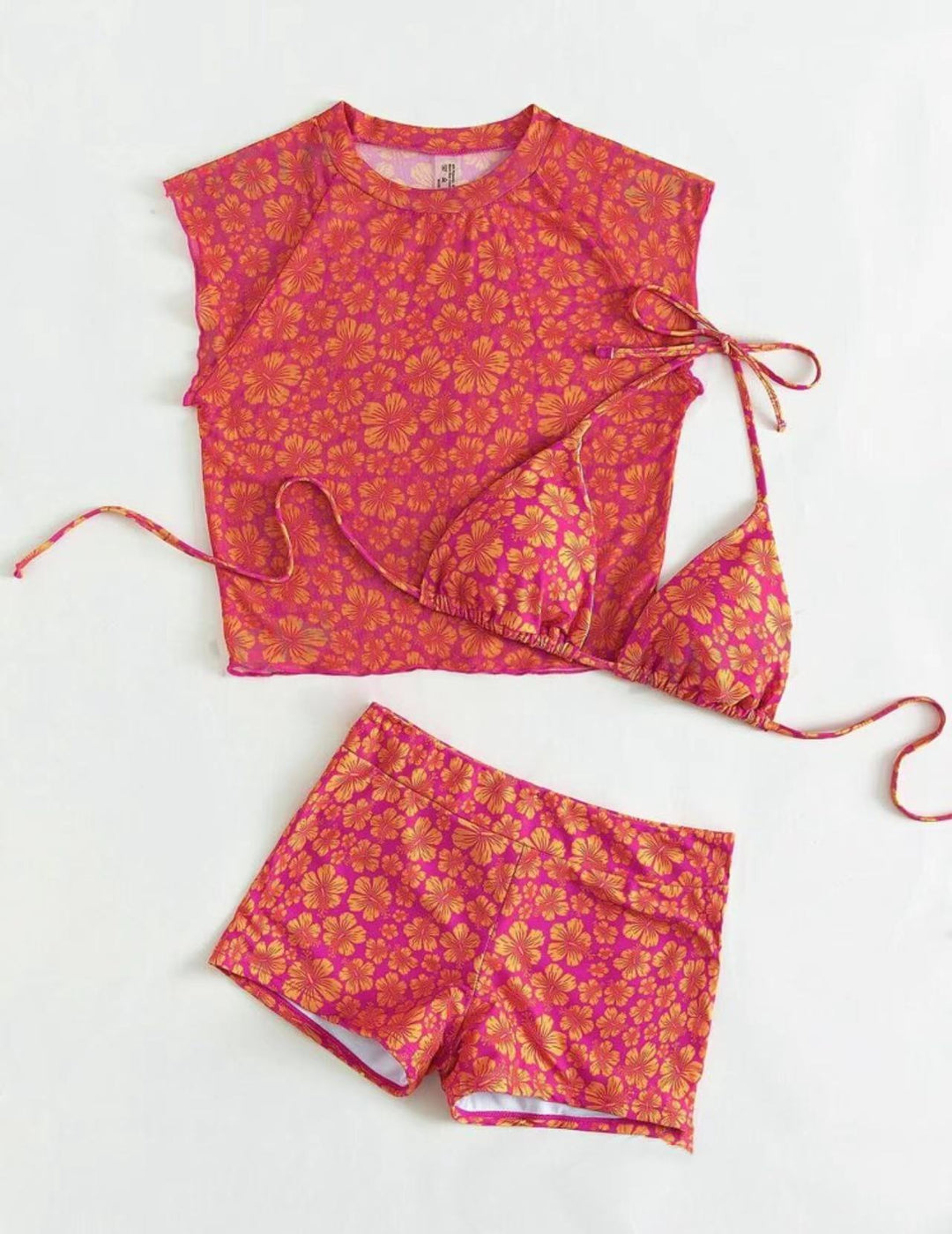 Women's bikini set with elegant top and trendy shorts Mune Fashion