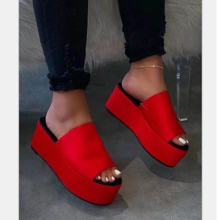 Women's platform mules with camouflage pattern and high wedge sole Mune Fashion