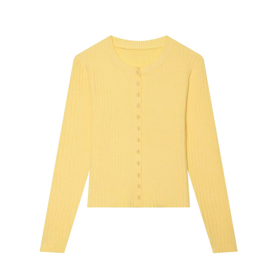 Women's figure-hugging fine knit cardigan with full button placket and round neckline Mune Fashion