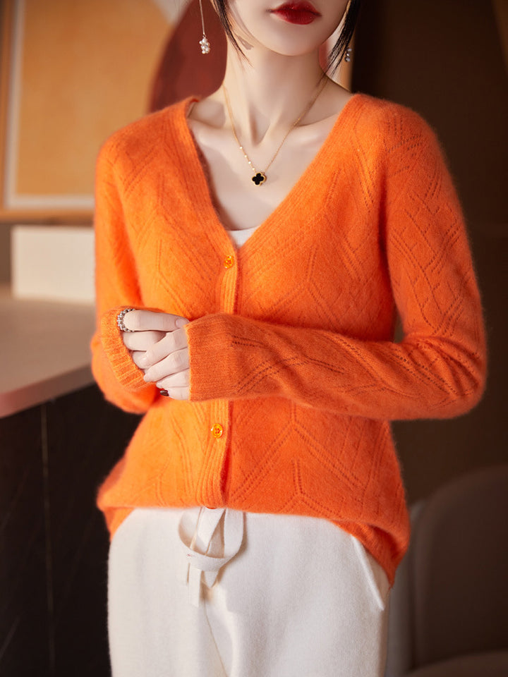 Women's Light Openwork Cardigan with Geometric Hole Structure and Boxy Short Form Mune Fashion